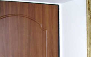 Чем отделать откосы входной двери внутри квартиры